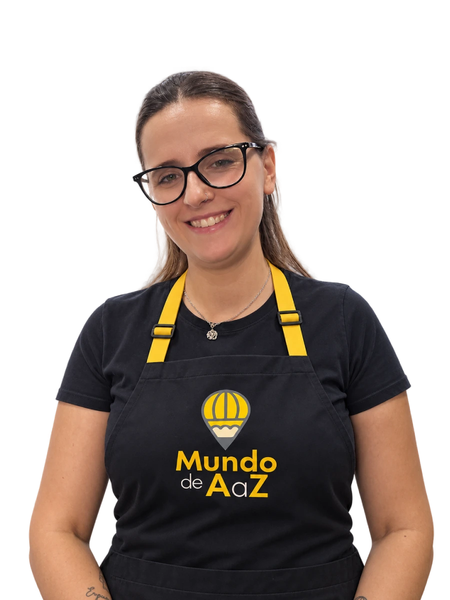 Vânia responsável pela loja Mundo de A a Z